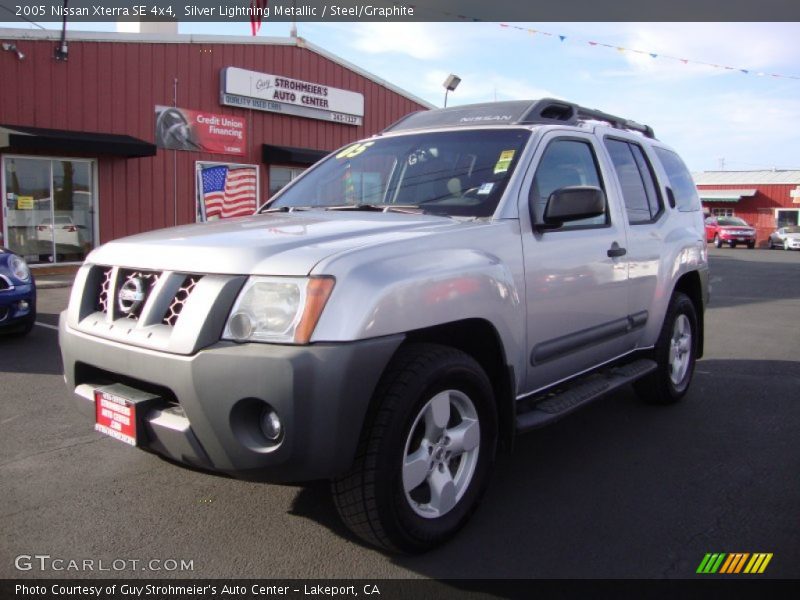 Silver Lightning Metallic / Steel/Graphite 2005 Nissan Xterra SE 4x4