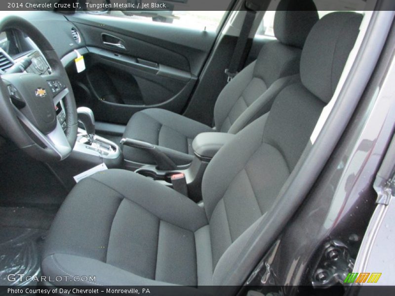 Tungsten Metallic / Jet Black 2014 Chevrolet Cruze LT