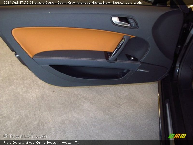 Door Panel of 2014 TT S 2.0T quattro Coupe