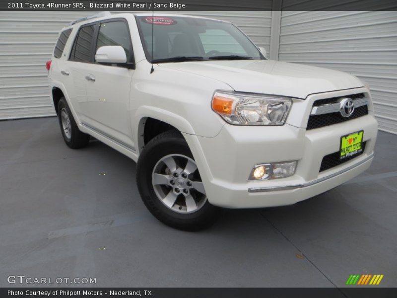 Blizzard White Pearl / Sand Beige 2011 Toyota 4Runner SR5