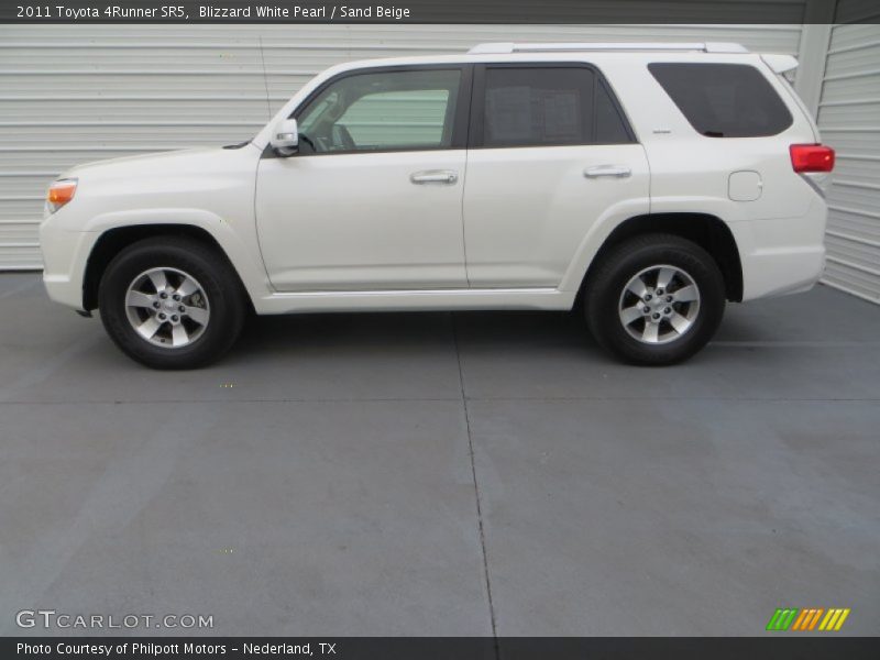 Blizzard White Pearl / Sand Beige 2011 Toyota 4Runner SR5