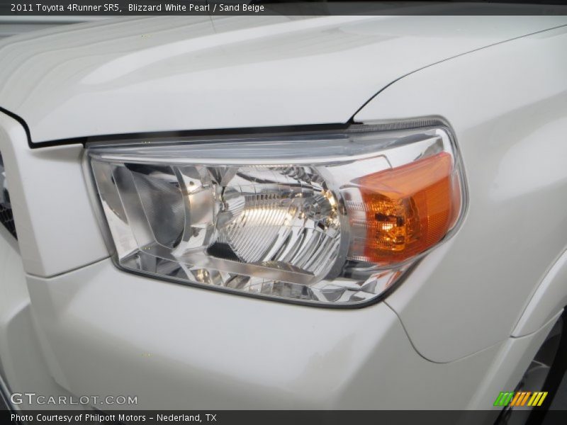 Blizzard White Pearl / Sand Beige 2011 Toyota 4Runner SR5