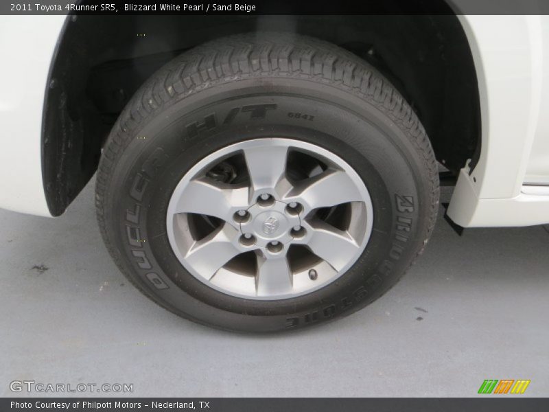 Blizzard White Pearl / Sand Beige 2011 Toyota 4Runner SR5
