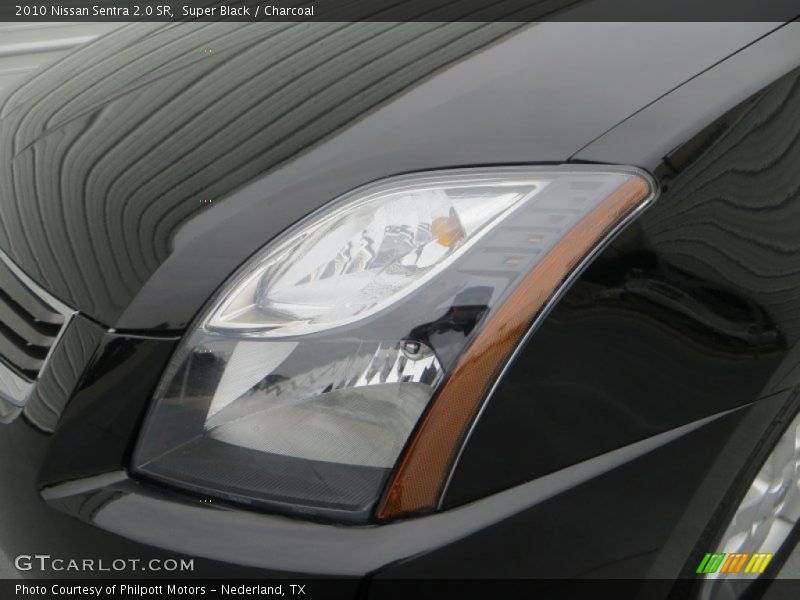 Super Black / Charcoal 2010 Nissan Sentra 2.0 SR