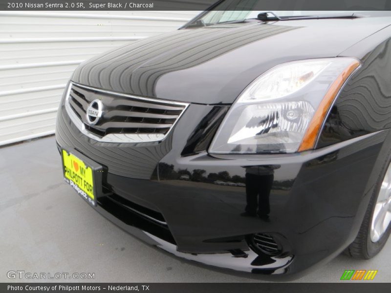 Super Black / Charcoal 2010 Nissan Sentra 2.0 SR