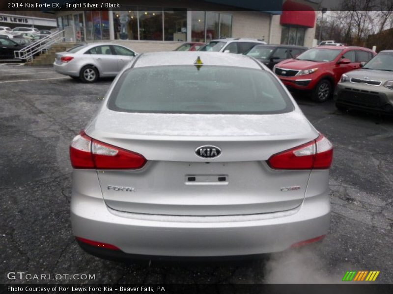 Bright Silver / Black 2014 Kia Forte EX