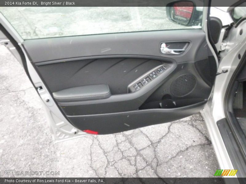 Bright Silver / Black 2014 Kia Forte EX
