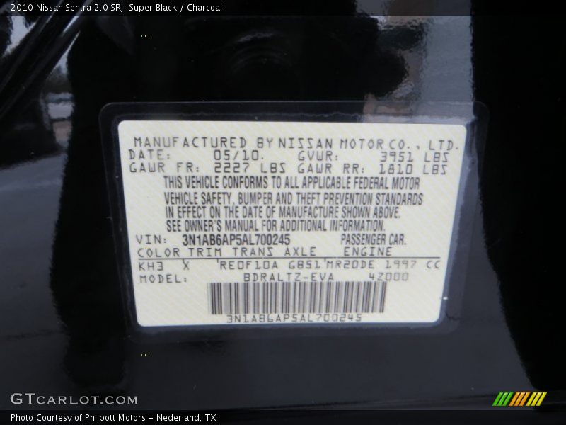 Super Black / Charcoal 2010 Nissan Sentra 2.0 SR