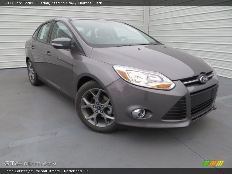 Sterling Gray / Charcoal Black 2014 Ford Focus SE Sedan