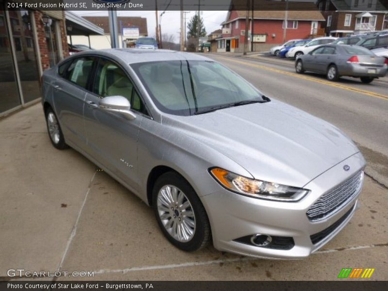 Ingot Silver / Dune 2014 Ford Fusion Hybrid SE