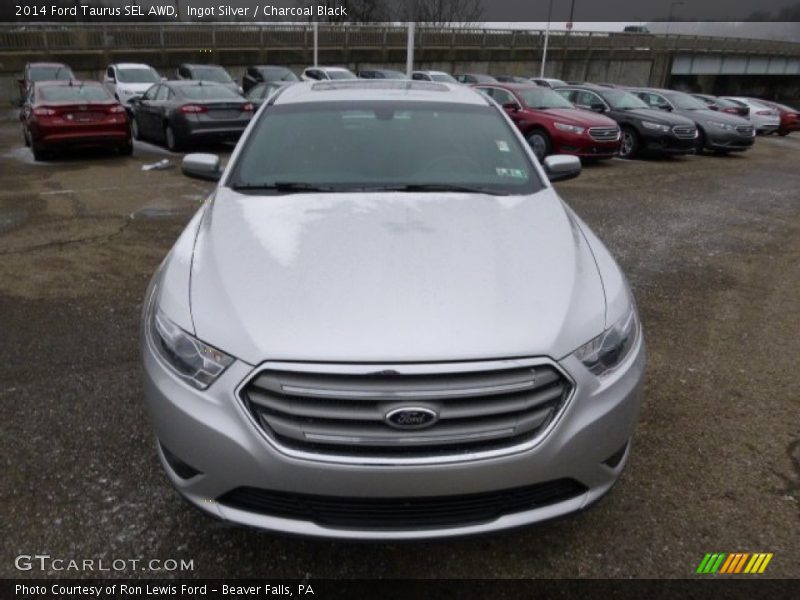 Ingot Silver / Charcoal Black 2014 Ford Taurus SEL AWD