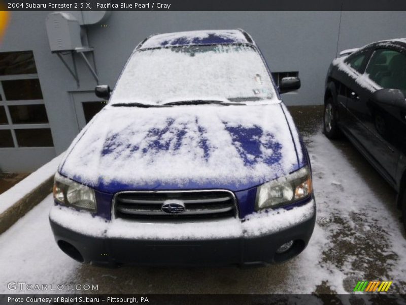 Pacifica Blue Pearl / Gray 2004 Subaru Forester 2.5 X