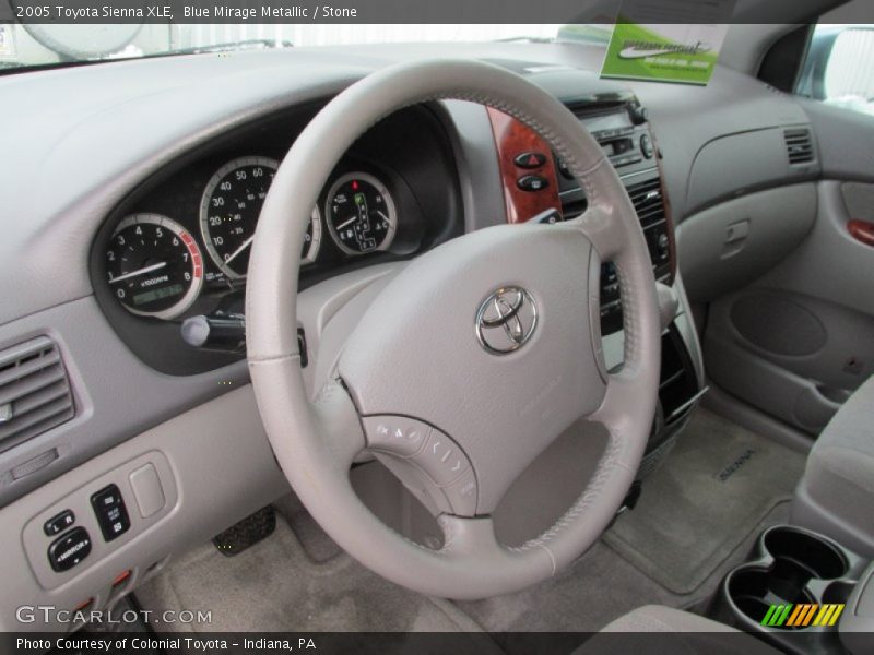  2005 Sienna XLE Steering Wheel
