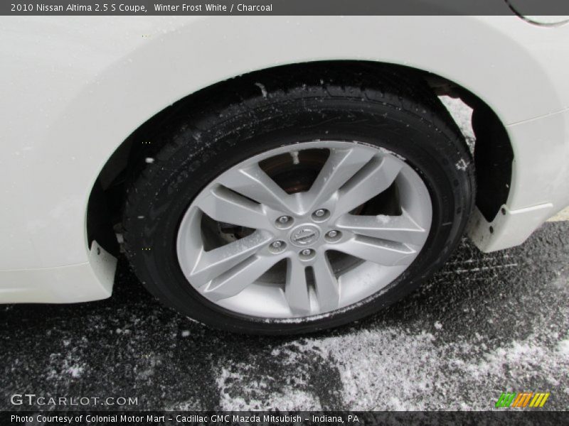 Winter Frost White / Charcoal 2010 Nissan Altima 2.5 S Coupe