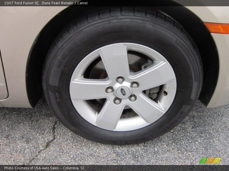 Dune Pearl Metallic / Camel 2007 Ford Fusion SE