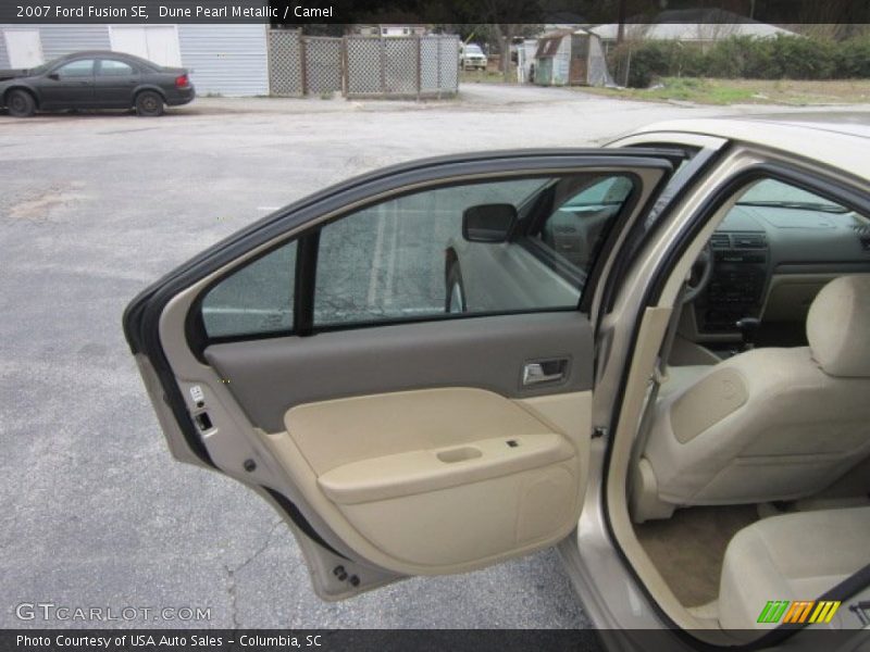 Dune Pearl Metallic / Camel 2007 Ford Fusion SE