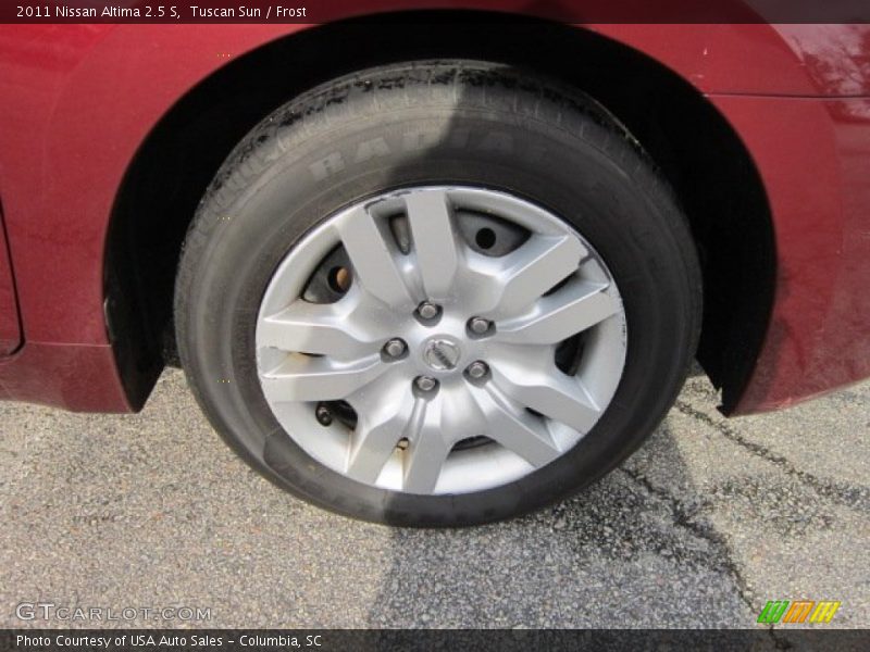 Tuscan Sun / Frost 2011 Nissan Altima 2.5 S