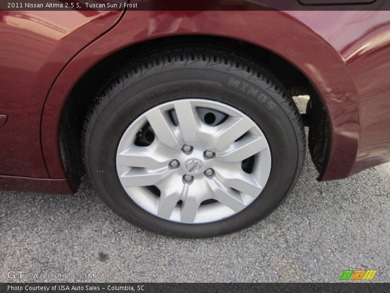 Tuscan Sun / Frost 2011 Nissan Altima 2.5 S