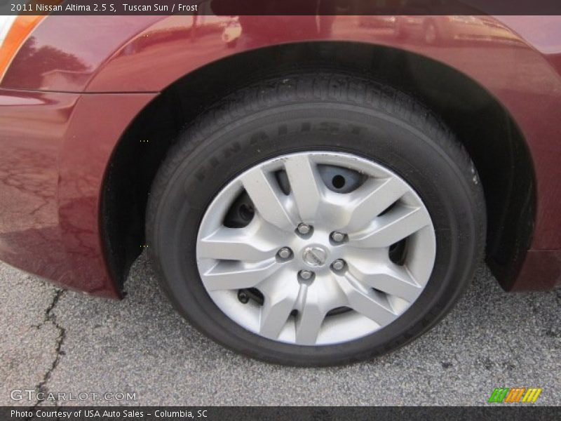 Tuscan Sun / Frost 2011 Nissan Altima 2.5 S