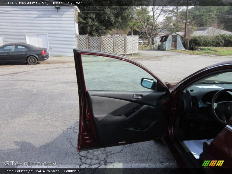 Tuscan Sun / Frost 2011 Nissan Altima 2.5 S
