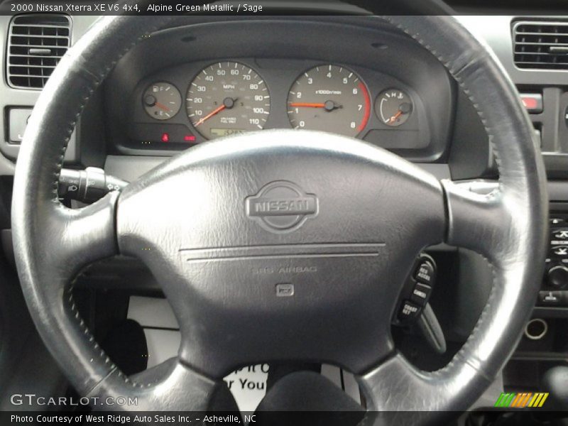  2000 Xterra XE V6 4x4 Steering Wheel