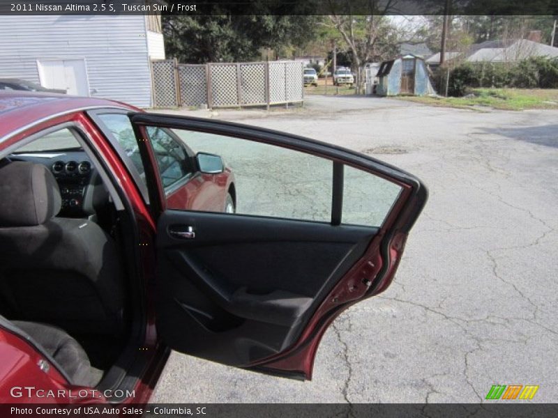Tuscan Sun / Frost 2011 Nissan Altima 2.5 S
