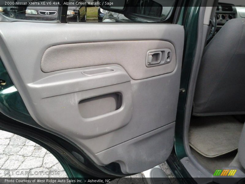 Alpine Green Metallic / Sage 2000 Nissan Xterra XE V6 4x4