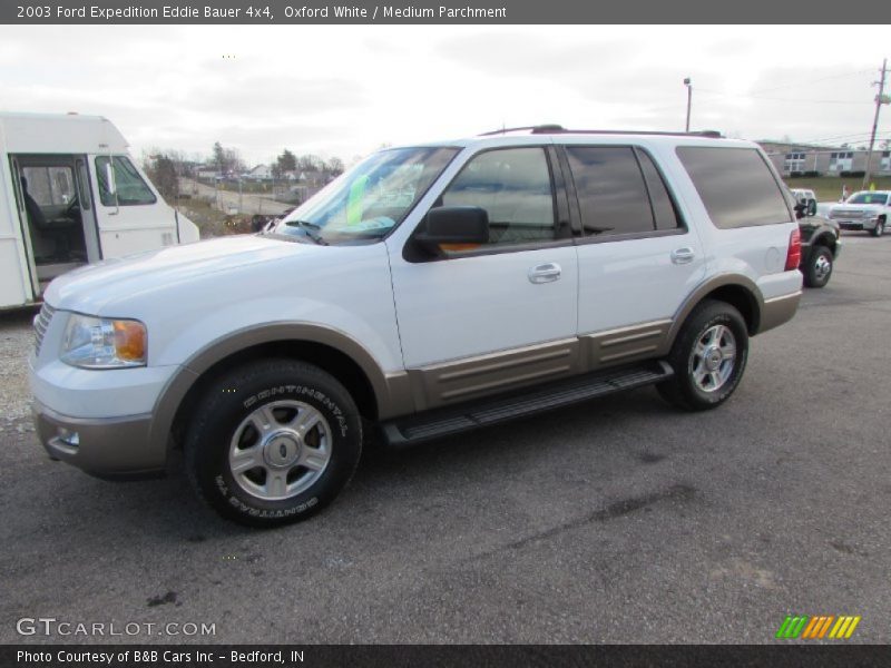 Front 3/4 View of 2003 Expedition Eddie Bauer 4x4