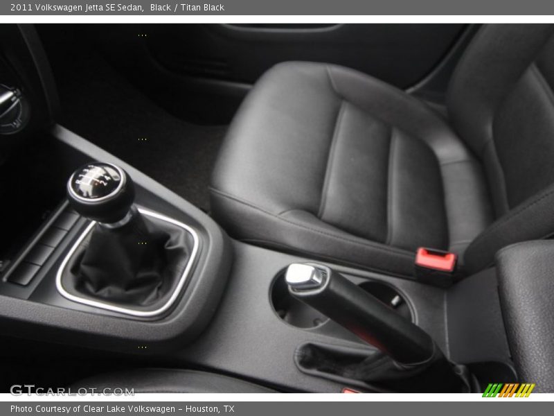 Black / Titan Black 2011 Volkswagen Jetta SE Sedan