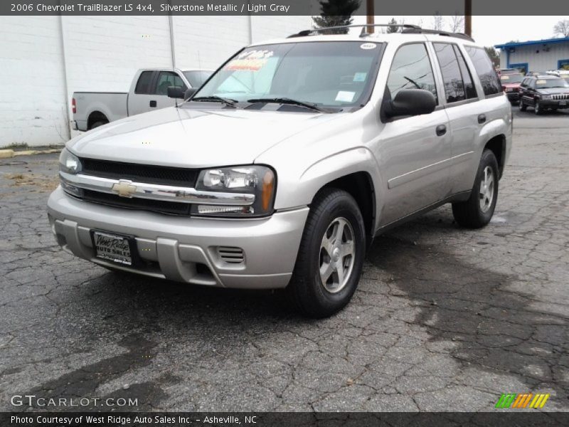 Silverstone Metallic / Light Gray 2006 Chevrolet TrailBlazer LS 4x4