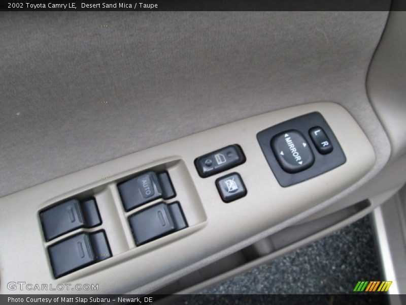 Desert Sand Mica / Taupe 2002 Toyota Camry LE