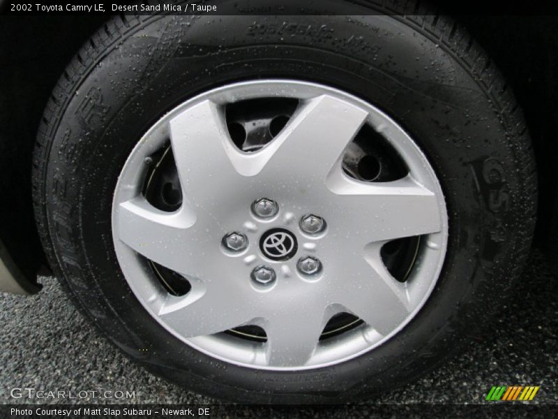 Desert Sand Mica / Taupe 2002 Toyota Camry LE