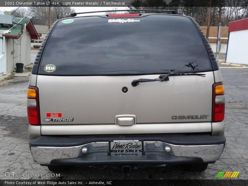 Light Pewter Metallic / Tan/Neutral 2001 Chevrolet Tahoe LT 4x4