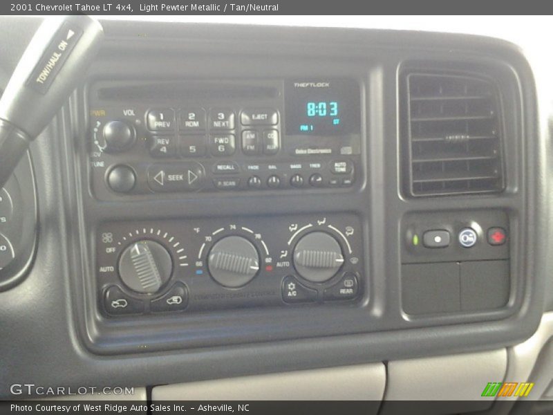 Light Pewter Metallic / Tan/Neutral 2001 Chevrolet Tahoe LT 4x4