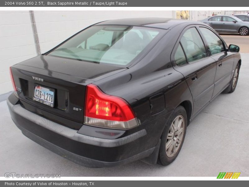 Black Sapphire Metallic / Taupe/Light Taupe 2004 Volvo S60 2.5T