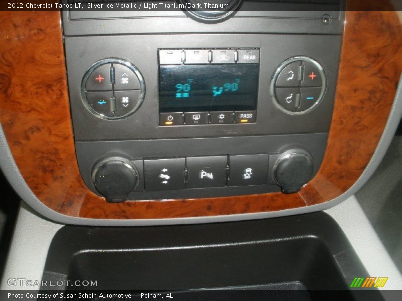 Silver Ice Metallic / Light Titanium/Dark Titanium 2012 Chevrolet Tahoe LT