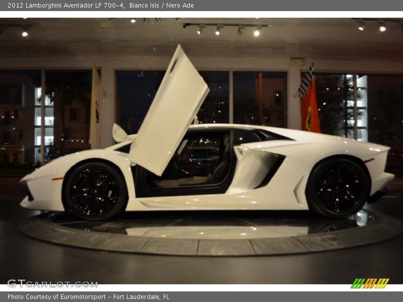 Bianco Isis / Nero Ade 2012 Lamborghini Aventador LP 700-4