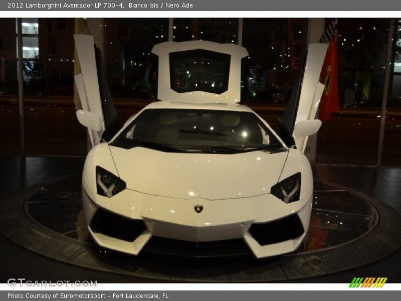 Bianco Isis / Nero Ade 2012 Lamborghini Aventador LP 700-4