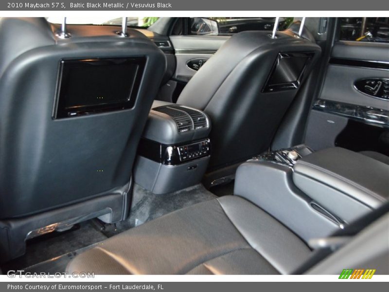  2010 57 S Vesuvius Black Interior