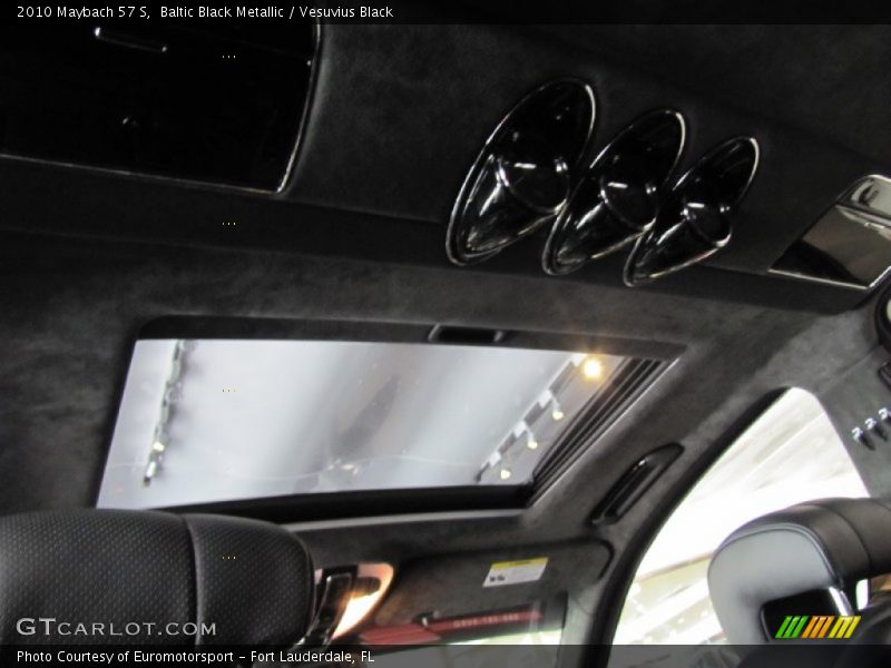 Baltic Black Metallic / Vesuvius Black 2010 Maybach 57 S
