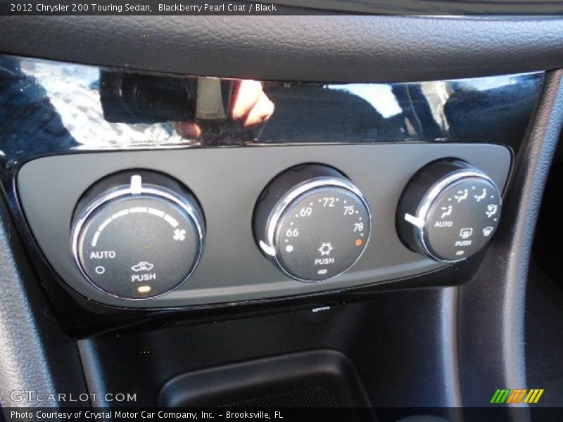 Blackberry Pearl Coat / Black 2012 Chrysler 200 Touring Sedan