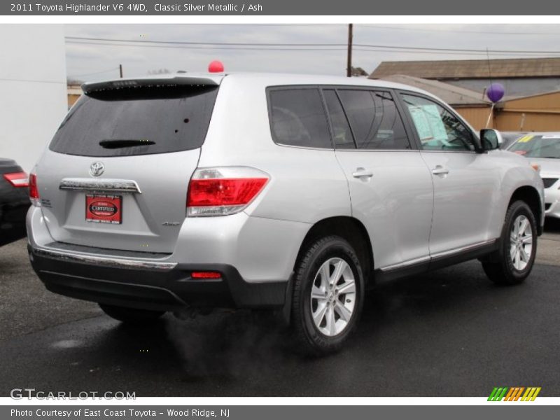 Classic Silver Metallic / Ash 2011 Toyota Highlander V6 4WD