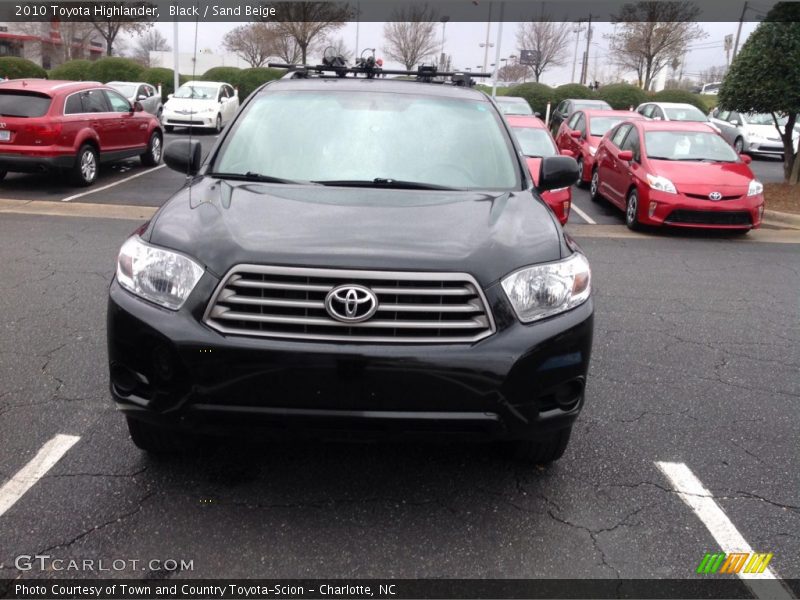 Black / Sand Beige 2010 Toyota Highlander