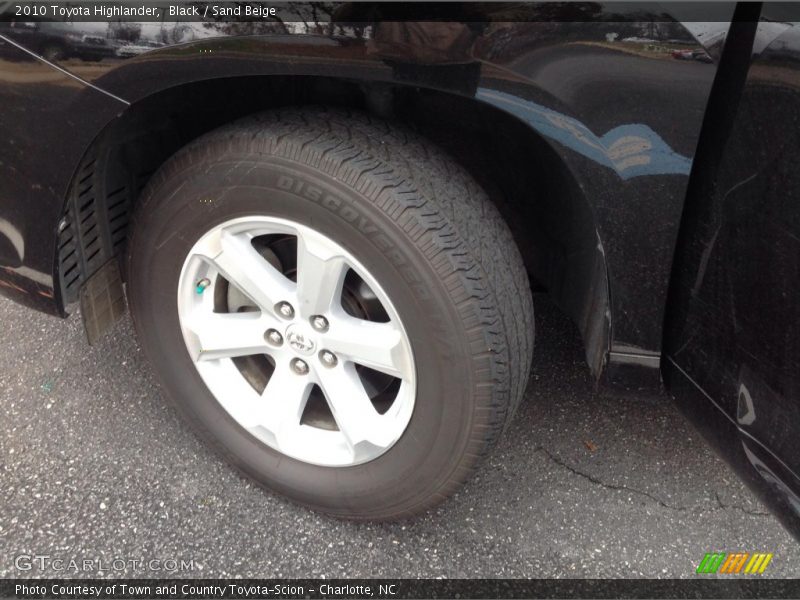 Black / Sand Beige 2010 Toyota Highlander