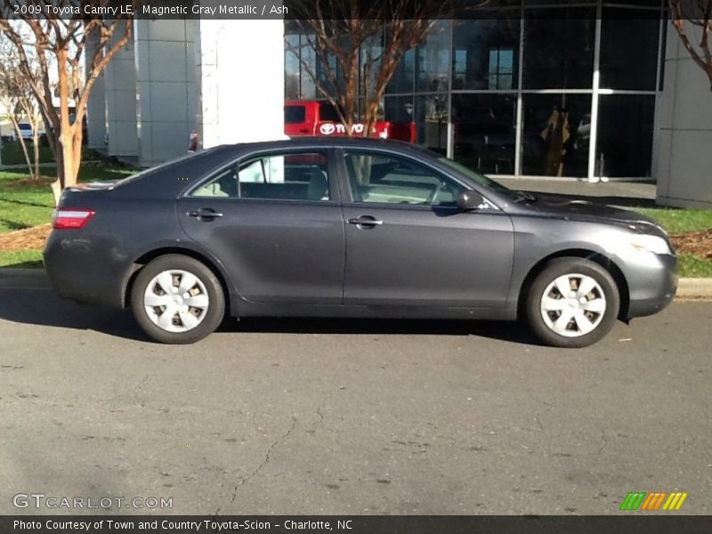 Magnetic Gray Metallic / Ash 2009 Toyota Camry LE