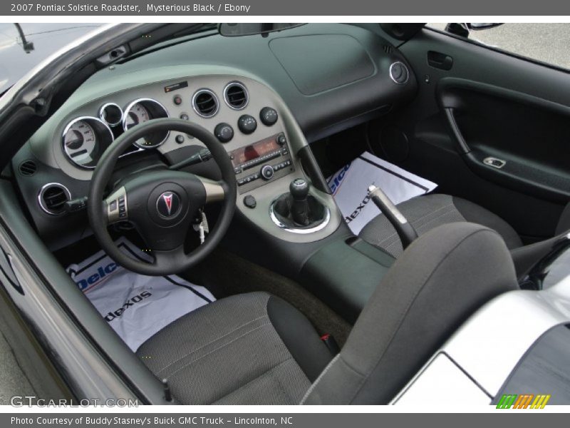 Mysterious Black / Ebony 2007 Pontiac Solstice Roadster