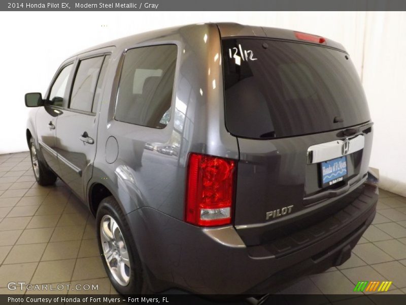 Modern Steel Metallic / Gray 2014 Honda Pilot EX