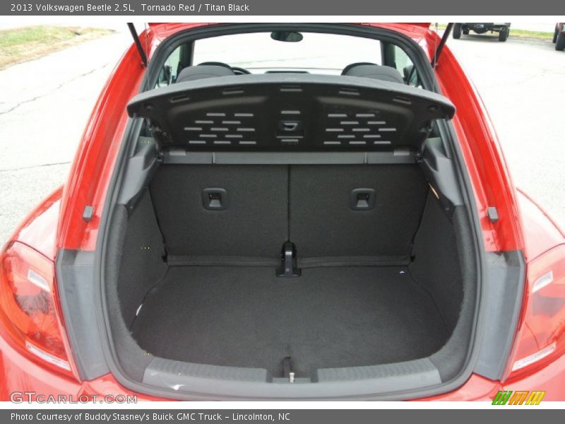  2013 Beetle 2.5L Trunk