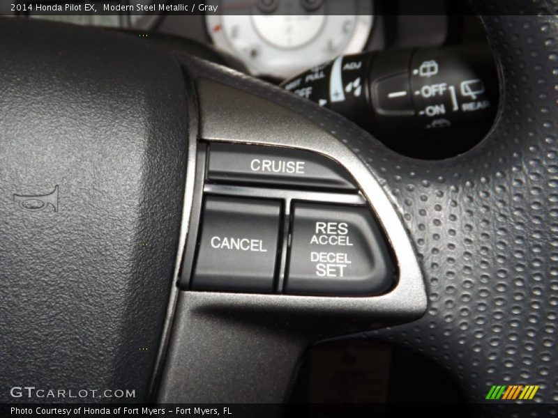Modern Steel Metallic / Gray 2014 Honda Pilot EX