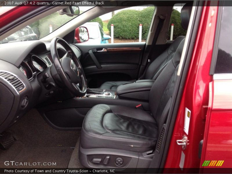 Garnet Red Pearl Effect / Black 2007 Audi Q7 4.2 quattro
